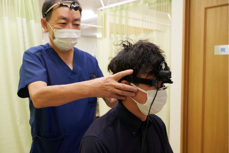 vHIT（ビデオヘッドインパルス検査）​