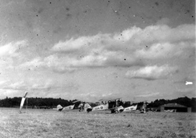 九三式中間練習機